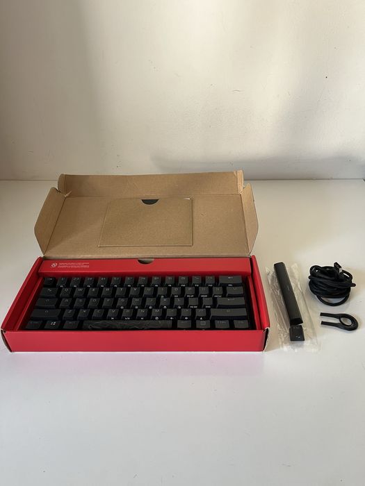 Teclado HyperX Alloy Origins 60% RGB