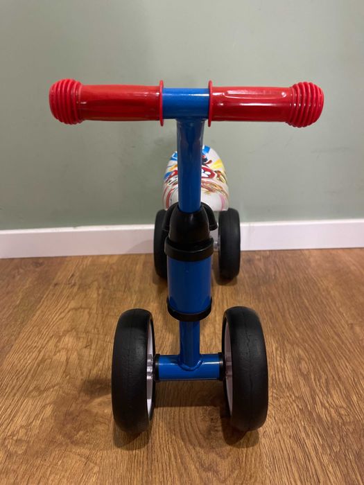 Triciclo Patrulha Pata
