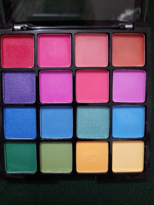 Палетка для повік.