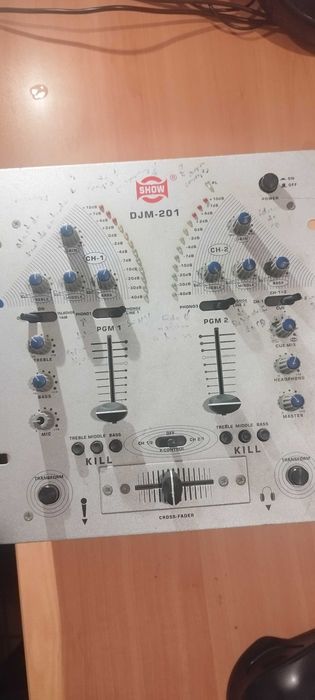 Sistema de Som Completo – Colunas + Amplificador + Mesa DJ – 270€