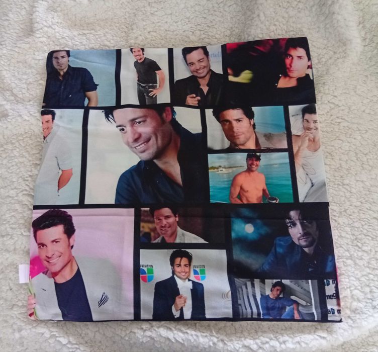 Fronha nova, com fotos de rapazes