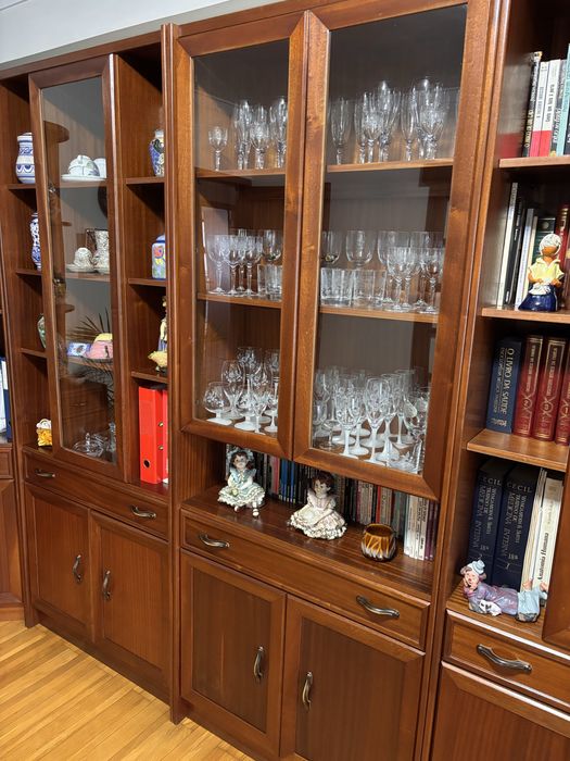 Movel de sala louceiro madeira maciça