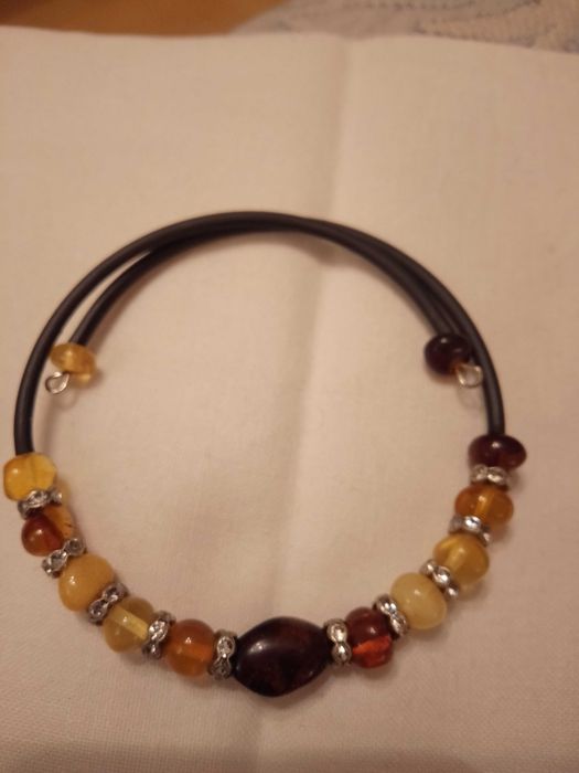 Bransoletka z bursztynem bałtyckim