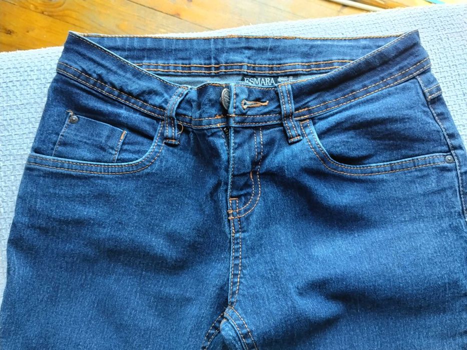 Spodnie zwężane skinny