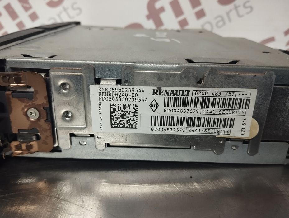 Rádio / Auto Rádio RENAULT CLIO III - 8200483757