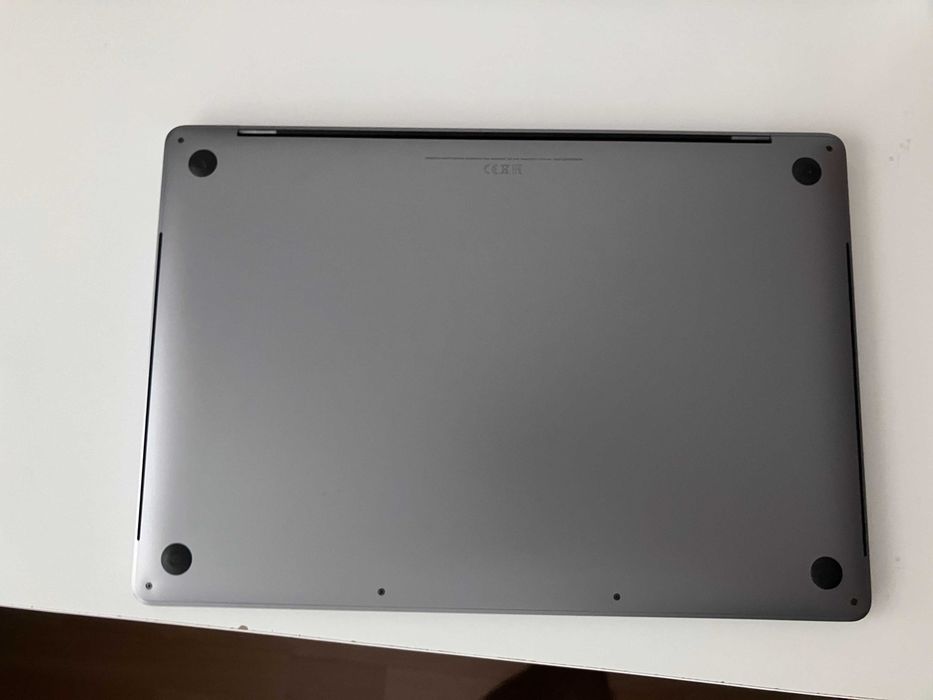 Apple MacBook Pro 16" 2019 A2141 – Para peças ou reparação