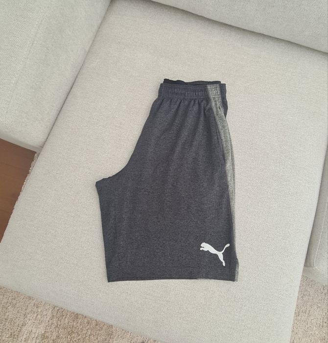 Calções Puma com dois bolsos