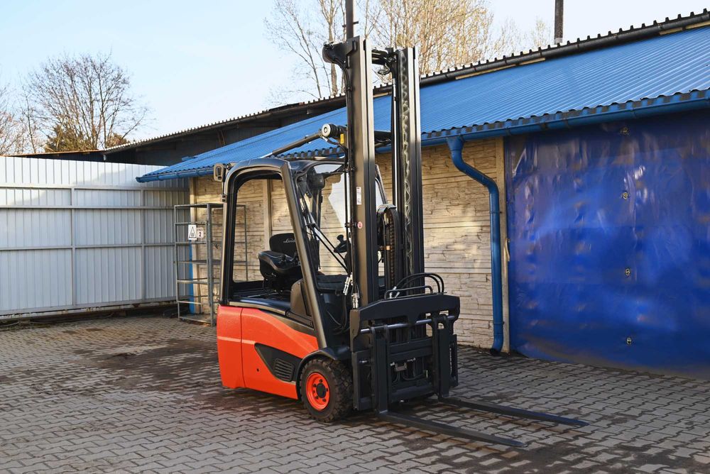 Wózek widłowy Linde E16C-02 Triplex 622 cm 2017 rok 4 sekcje FHP 471