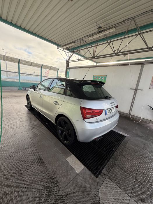 Audi A1 Sportback 2.0 TDI 143cv S line Nacional – Jante 18” – Bose