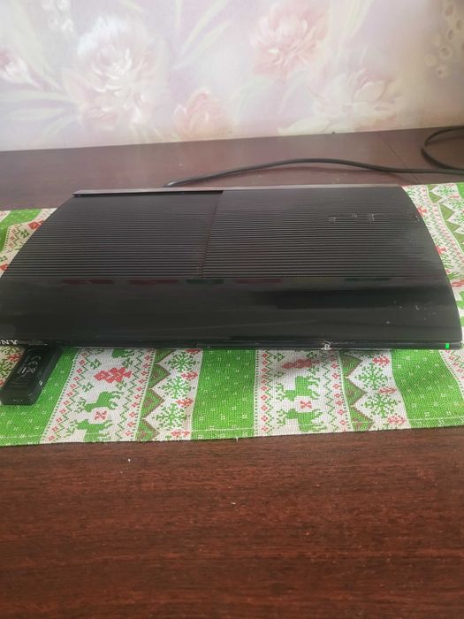 Ігровий руль Bravis PU V18.  Та приставки PS3.