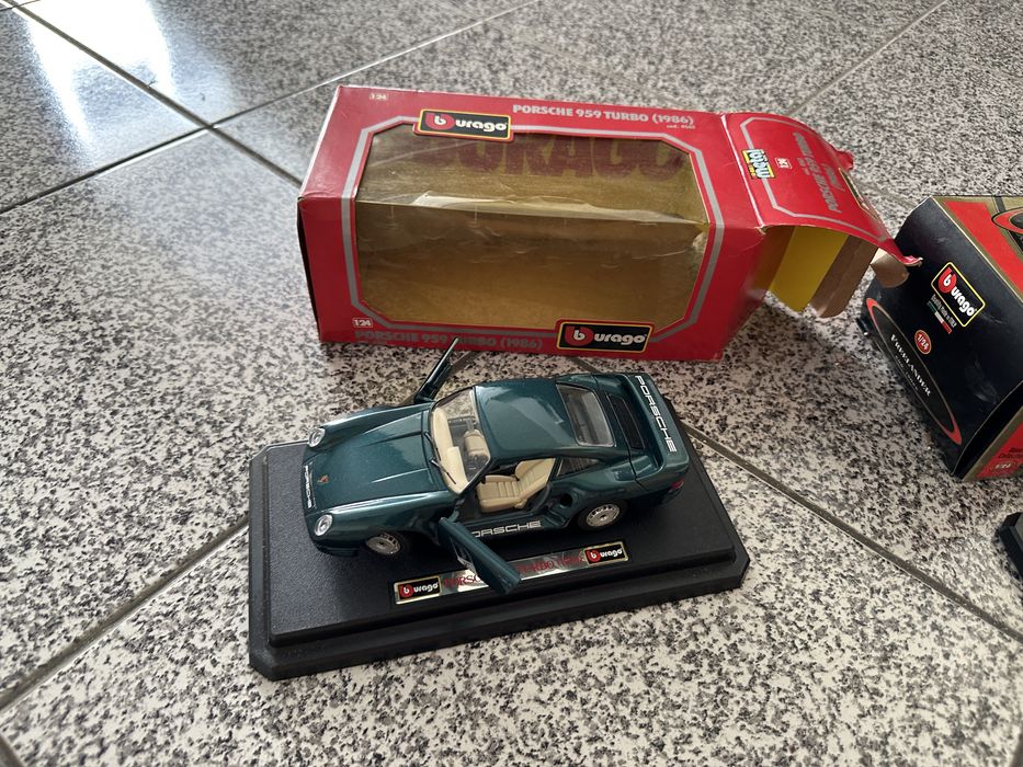 3 Carros miniaturas Burago coleção