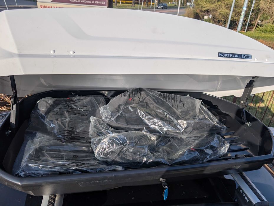 Box dachowy do samochodu