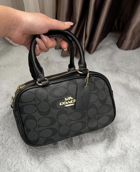 Гарна новинка, сумочки Coach в 4 кольорах