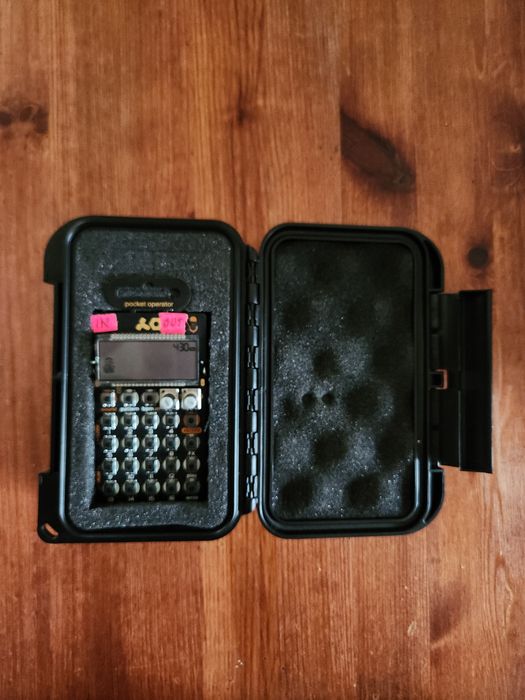 Teenage Engineering Pocket Operator ジャンク ポケットサイズのシンセ Teenage Engineering Pocket Operator