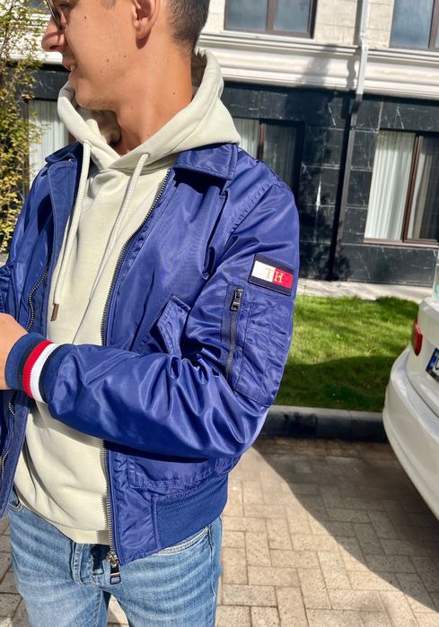 Tommy Hilfiger бомбер