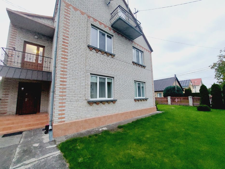 Здам в оренду частину будинку.