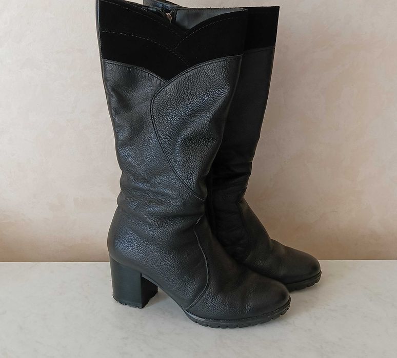 Чоботи жіночі 39 р.