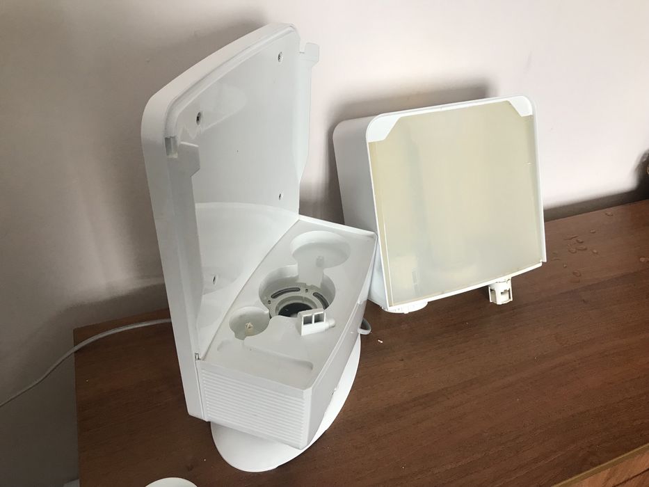 Зволожувач повітря електричний