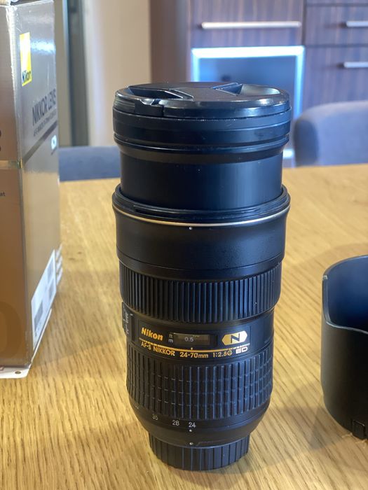 Обʼєктив репортажний Nikon 24-70 Nikor