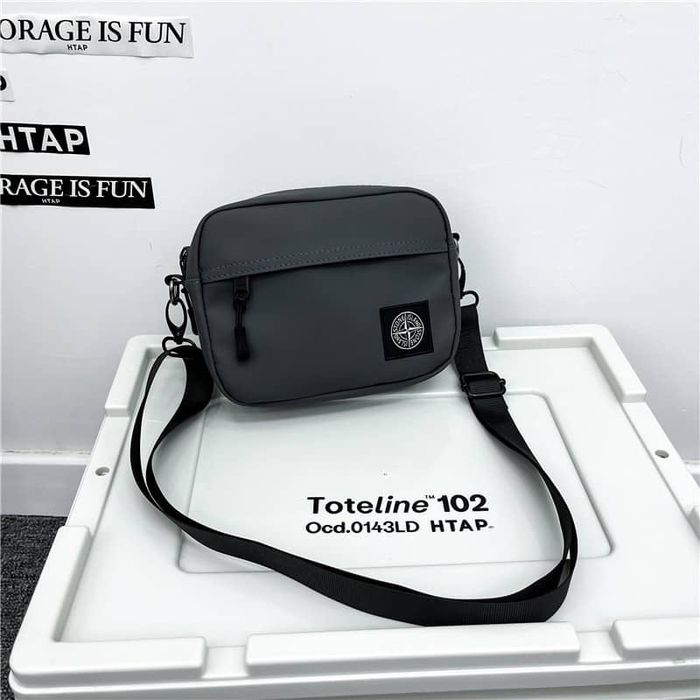 Прямоугольные сумки Stone Island с карабином в цветах Новые