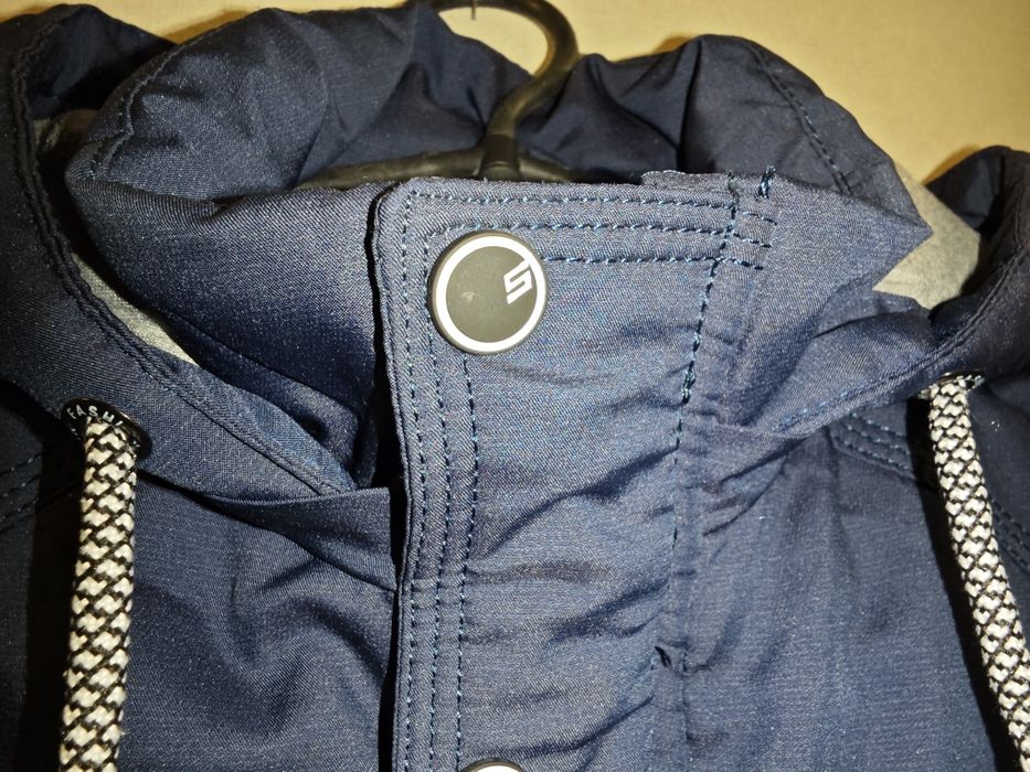 Курточка демі р.128