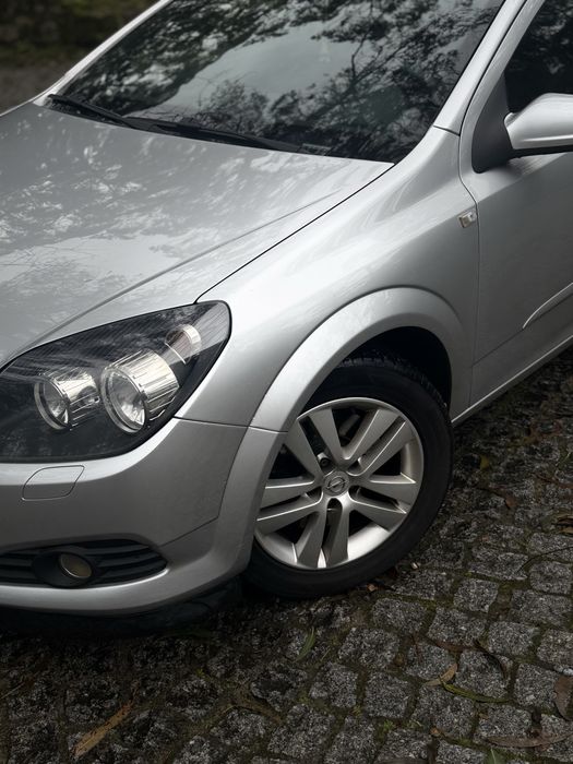 Opel Astra H GTC 1.7 125 cv - Motor ISUZU
