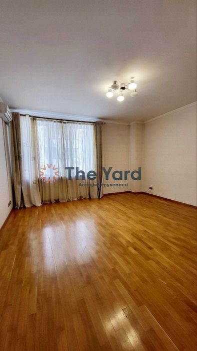 Продаж 4 кімнатної Квартири вул. Павлівська, 17 Центр, Київ
