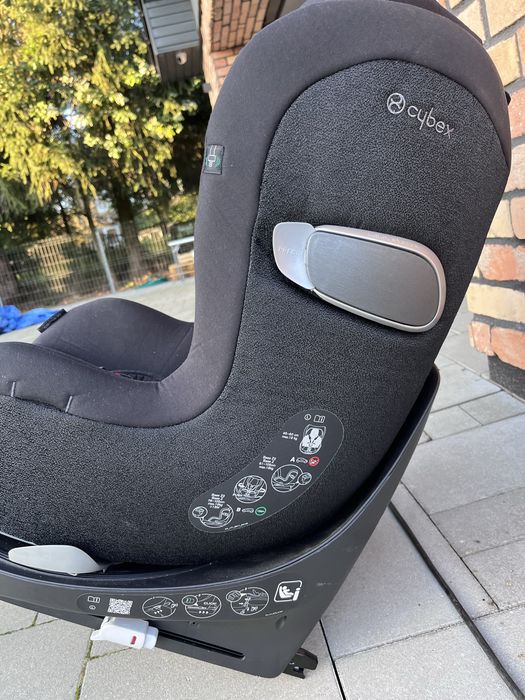 Fotelik Cybex Sirona Z2 z bazą