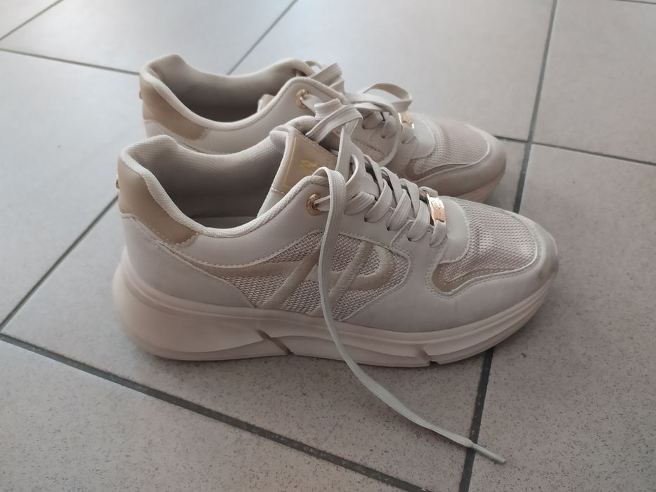 Buty damskie beżowe