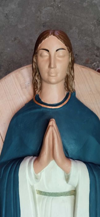 Imagem de Nossa Senhora com 1,05 de altura para parede em gesso