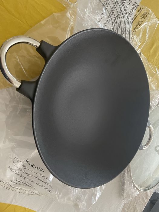 Wok ferro fundido Bodum Novo