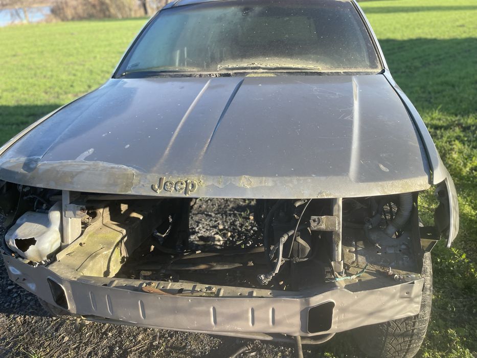 Klapa tył maska jeep wj