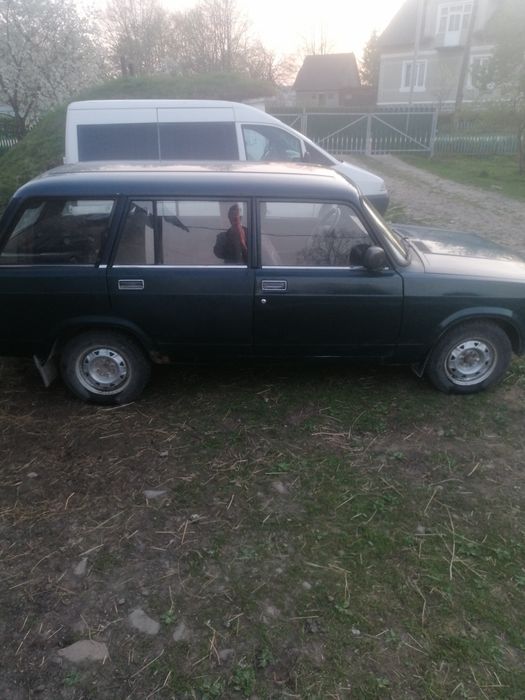 Продам срочно ваз 2104