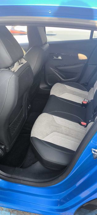 Peugeot e-208 GT 50 kWh 136 cv – 2020