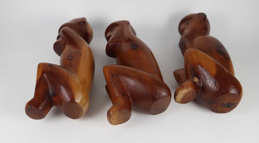 Diversas peças em madeira raiz nogueira, cada