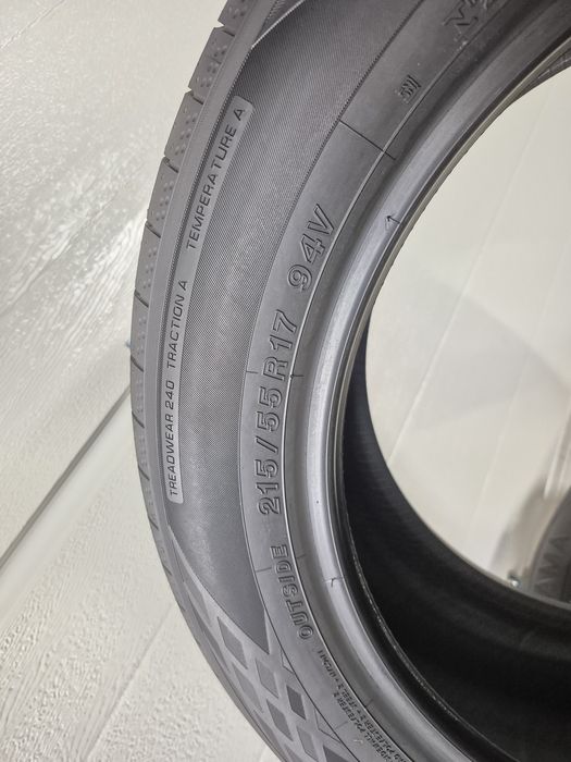 NOWE opony YOKOHAMA 215/55R17 BlueEarth-GT AE51  94V. 2025r! Demo.