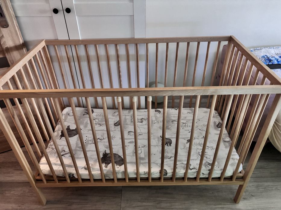 Lóżeczko drewniane