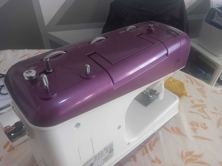 maquina de costura 33 funções