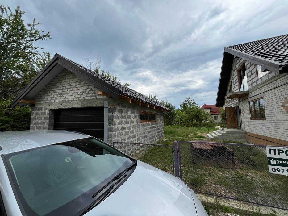 Продається будинок у с. Ценжів (2)