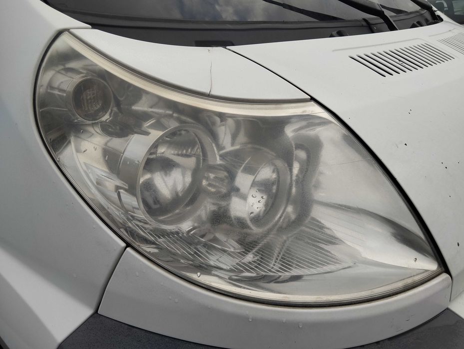 Citroen Jumper 2.2HDI L1H1 2007r.Lampa przednia prawa.