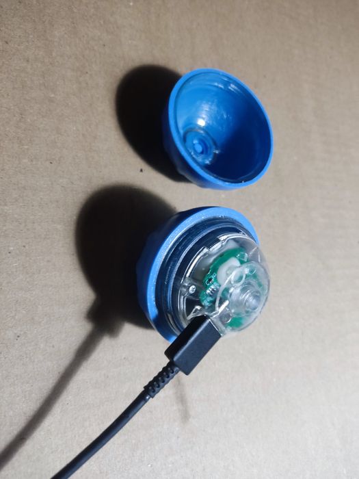 Игрушка для собак и кошек Интерактивная умная  мячик