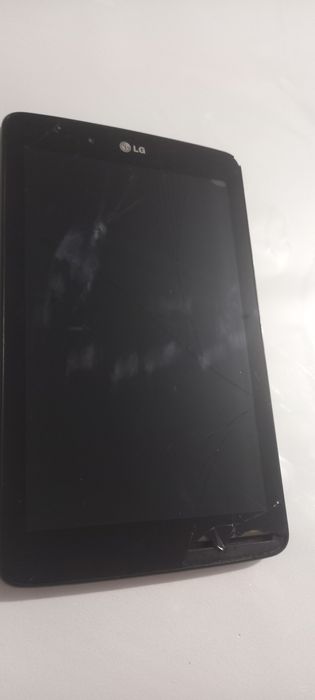 Планшет LG V400 неисправный