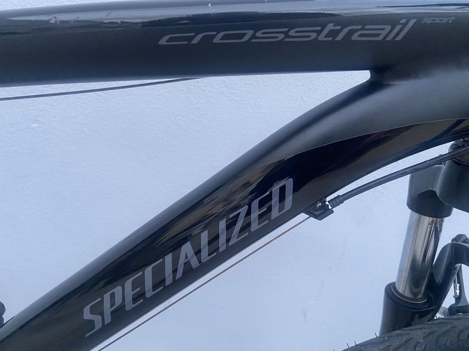 Bicicleta Híbrida Specialized Crosstrail – Muito Estimada (Como Nova)