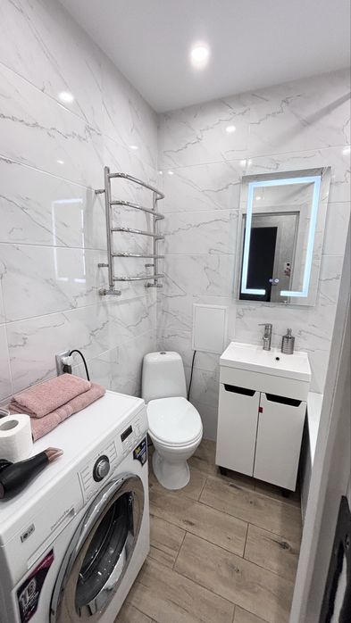 Подобово. 1 кім в центрі . Вул. Львівська