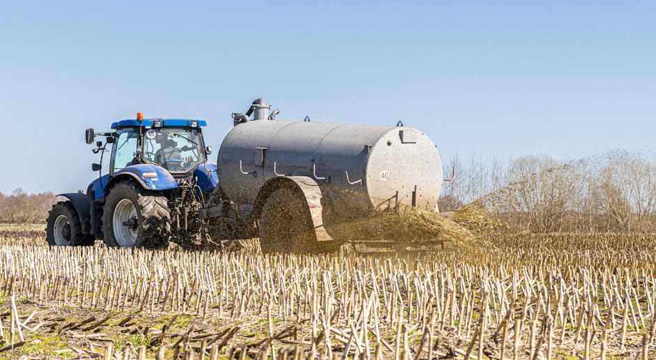 Środek do rozkładu gnojowicy, środek na kożuch w gnojowicy na 200000L