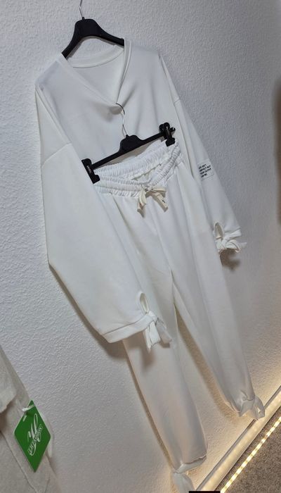 Dresy masełko 3 kolory