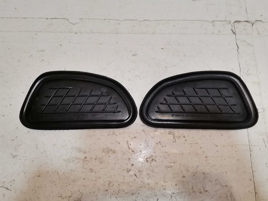 Восход-2 мотоцикл СССР резиновые накладки на бак