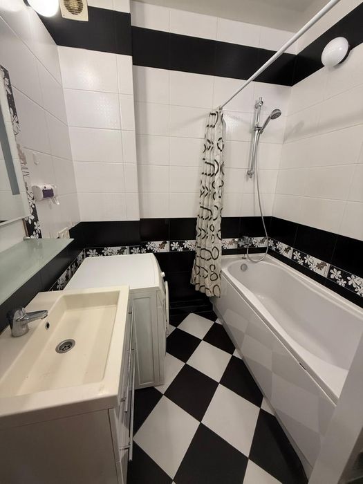 Продаю 2х комнатную квартиру в самом Центре города.