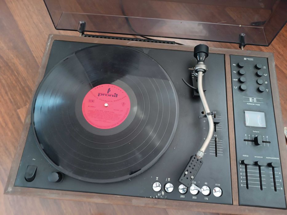 Gramofon Fonica-1100
