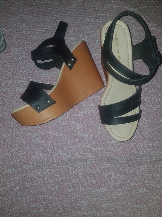 Sapatos de senhora Gibi collection  5 pares 36/37